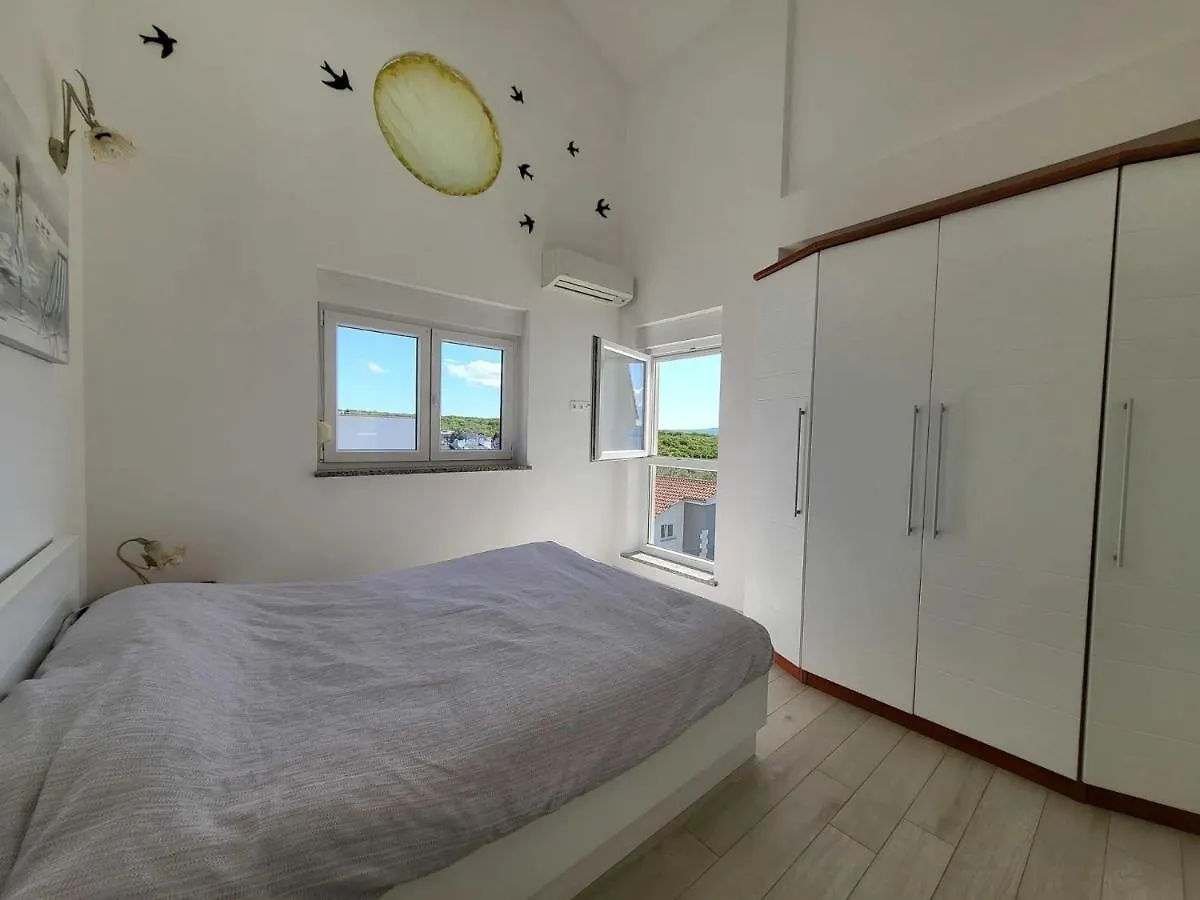 Apartments With A Parking Space Njivice, Krk - 21695 0*, Njivice Croatia